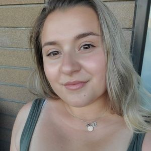 Meet your Posher, Andreea